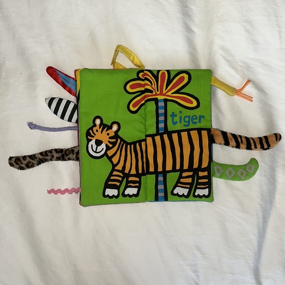 Never used, perfect condition, jellycat Jungly Tails Fabric Book - Picture 7 of 8